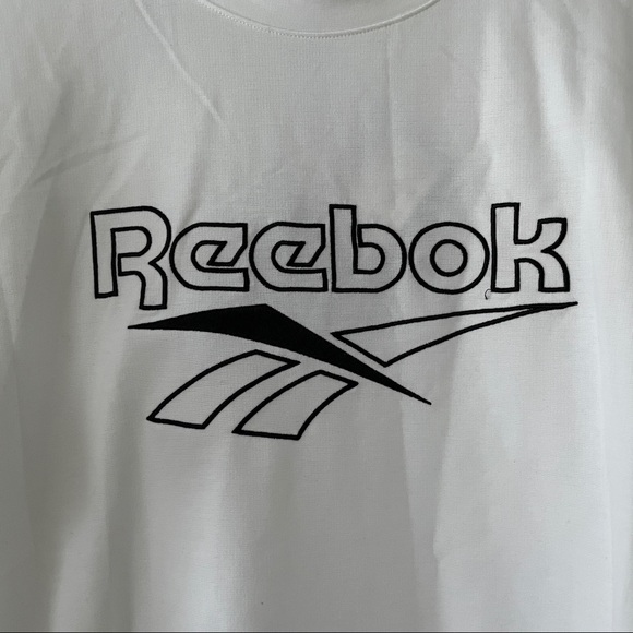 NWT Reebok Tee - Picture 3 of 5
